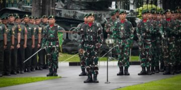 Kaskostrad Pimpin Upacara 17-an Bulan Januari di Makostrad