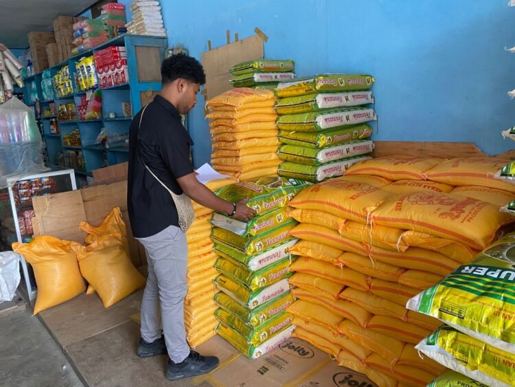 Satgasda Papua Pantau Harga Bahan Pokok di Oksibil, Biaya Transportasi Udara Picu Kenaikan Harga