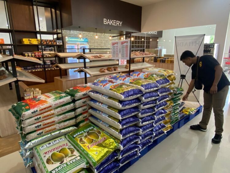 Dua Kios Pengendali Inflasi di Oksibil Sediakan Bahan Pokok, Harga Dipengaruhi Biaya Transportasi Udara