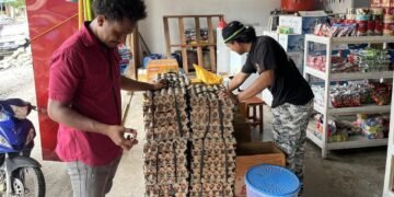 Satgas Saber Polres Yalimo Lakukan Pengecekan Harga Bahan Pokok di Pasar Sentral Elelim