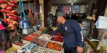 Polres Jayawijaya Pantau Harga Beras di Retail Modern dan Pasar Pootikelek