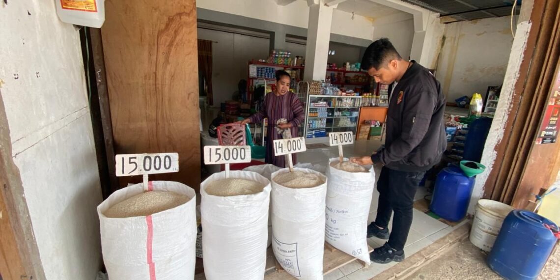 Satgas Pangan Polres Sarmi Lakukan Pengecekan Harga Beras di Kios Sultan, Pastikan Ketersediaan dan Stabilitas Harga