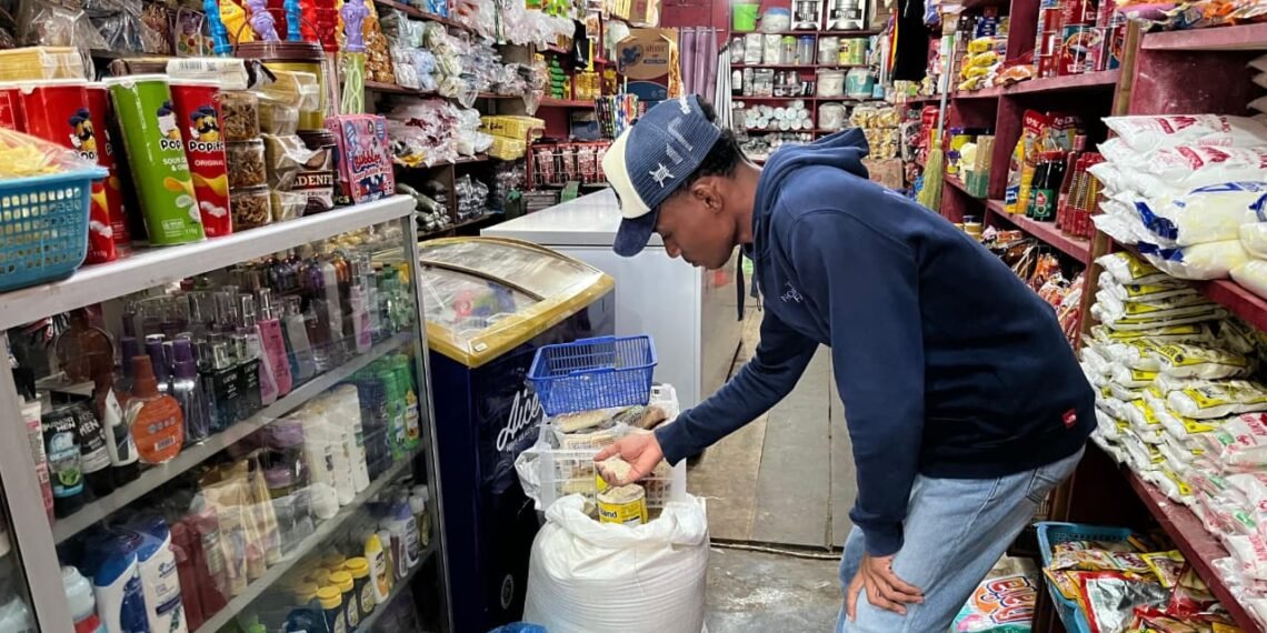 Satgas Pangan Polres Sarmi Lakukan Pengecekan Harga Beras di Kios Sultan, Pastikan Ketersediaan dan Stabilitas Harga