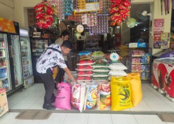 Polres Jayawijaya Lakukan Pengecekan Harga Beras di Retail Modern dan Pasar Tradisional Wamena