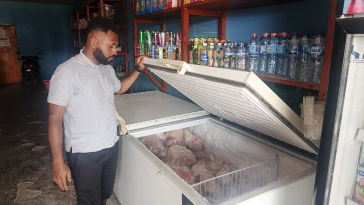 Harga Bahan Pokok di Oksibil Naik akibat Biaya Angkut Udara