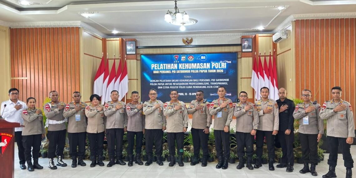 Perkuat Kemampuan Komunikasi Publik, Satbrimob Polda Papua Buka Pelatihan Kehumasan Polri 2026