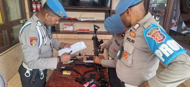 Penegakan Disiplin Internal, Bidpropam Polda Papua Laksanakan Gaktibplin dan Sosialisasi di Polres Jayapura dan KP3 Udara Sentani