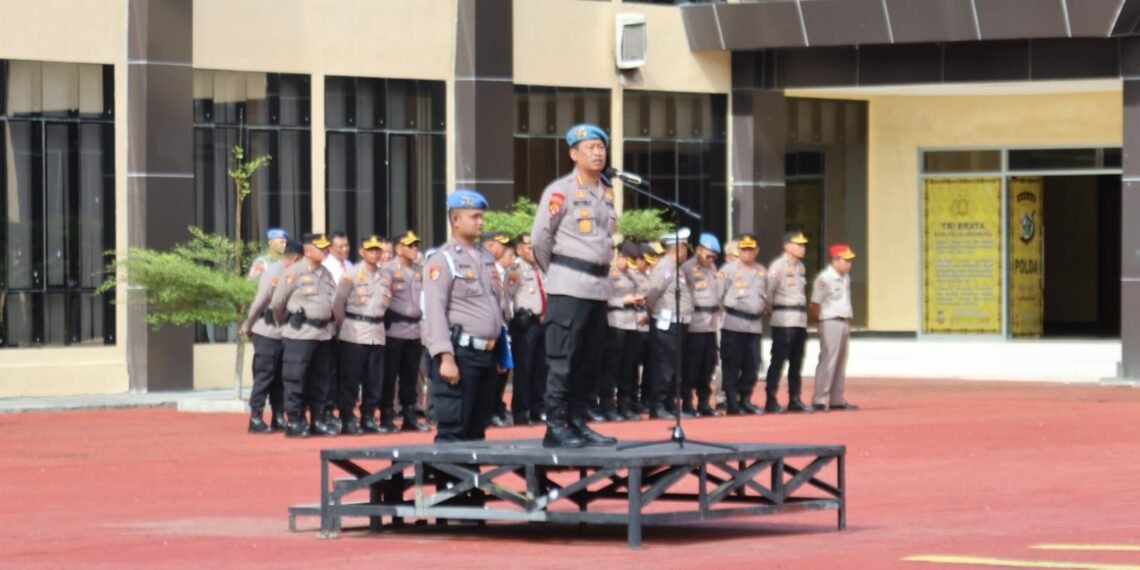 Apel Pagi Gabungan Polda Papua, Kabid Propam Tekankan Disiplin, Efisiensi Energi dan Profesionalisme Personel 