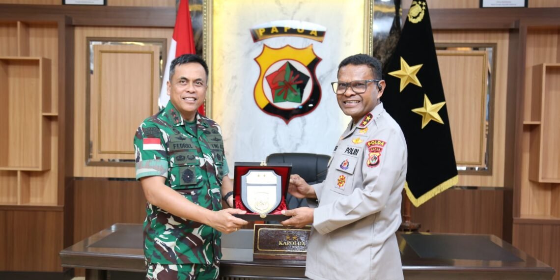 Mini Soccer Bersama, Polda Papua dan Wartawan Pererat Sinergitas dan Silaturahmi