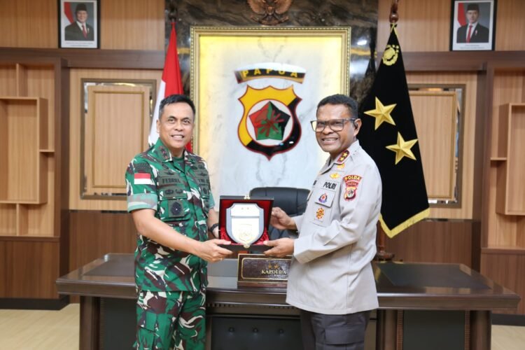 Mini Soccer Bersama, Polda Papua dan Wartawan Pererat Sinergitas dan Silaturahmi