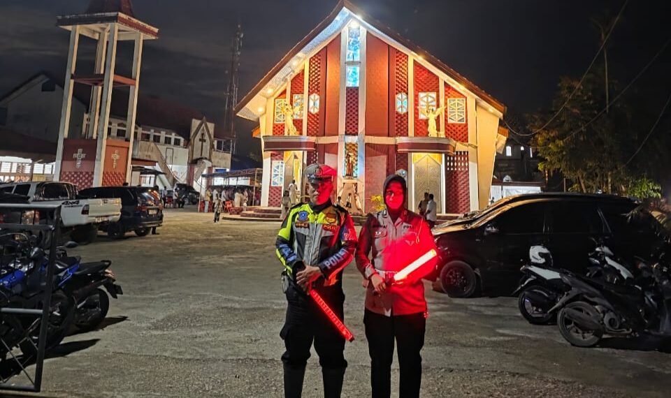 Polisi RW Sat Polairud Polres Merauke Perkuat Kemitraan Kamtibmas Melalui Sambang Warga di Kampung Wogekel