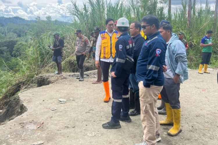 Satlantas Polres Waropen Intensifkan Strong Point Pagi, Wujudkan Lalu Lintas Aman dan Tertib 