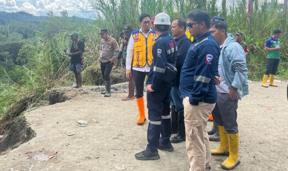 Satlantas Polres Waropen Intensifkan Strong Point Pagi, Wujudkan Lalu Lintas Aman dan Tertib 