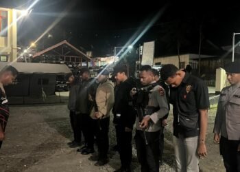 Patroli Malam Humanis, Polres Tolikara Perkuat Harkamtibmas di Kota Karubaga