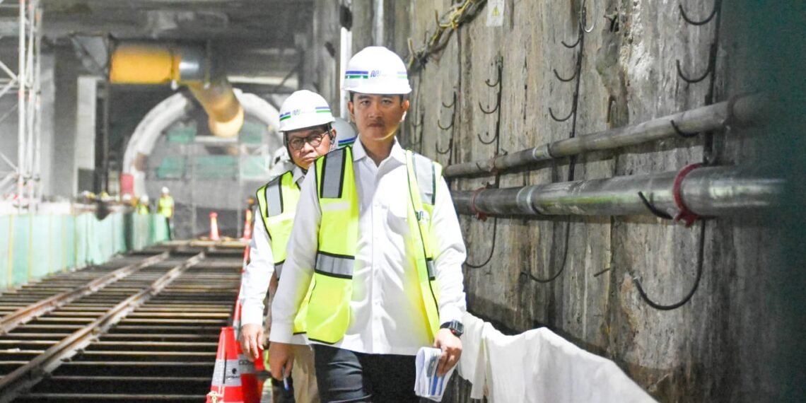 Wapres Tinjau Progres MRT Fase 2A, Tegaskan Transportasi Publik Modern Jadi Prioritas Nasional