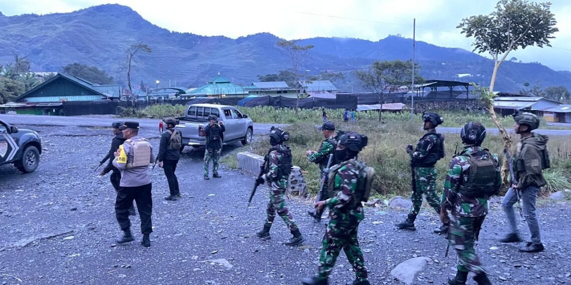 Polsek Nimbokrang Monitoring Persiapan Panen Jagung untuk Dukung Ketahanan Pangan Nasional