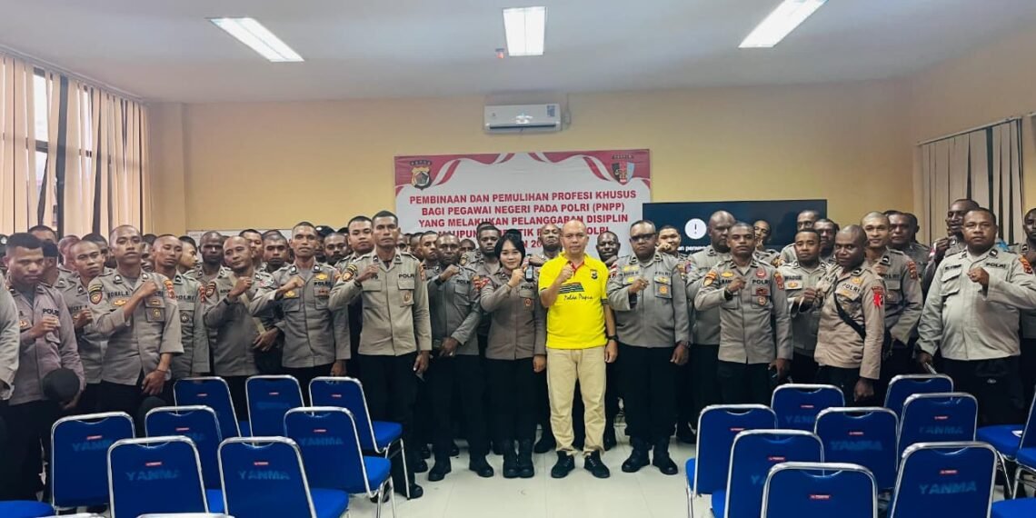 Hari Ke-4 Pelaksanaan PNPP, Polda Papua Perkuat Pembinaan Mental dan Disiplin Personel