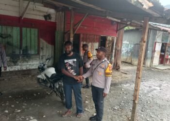 Sat Binmas Polres Tolikara Sambangi Pangkalan Ojek di Desa Ampera, Perkuat Kemitraan dan Keselamatan Berkendara