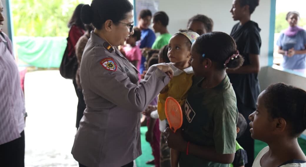 Momentum Kenaikan Yesus Kristus, Persekutuan Oikumene Polda Papua Tebar Kepedulian di Sentani