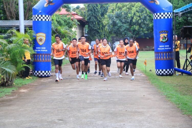 Momentum Kenaikan Yesus Kristus, Persekutuan Oikumene Polda Papua Tebar Kepedulian di Sentani