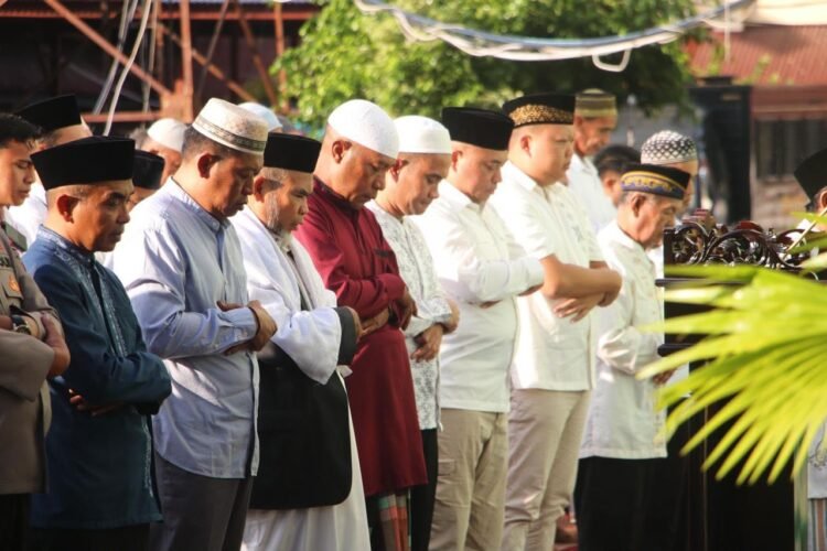 Polda Papua Rayakan Idul Adha Bersama Masyarakat, Tebarkan Semangat Pengorbanan dan Kepedulian