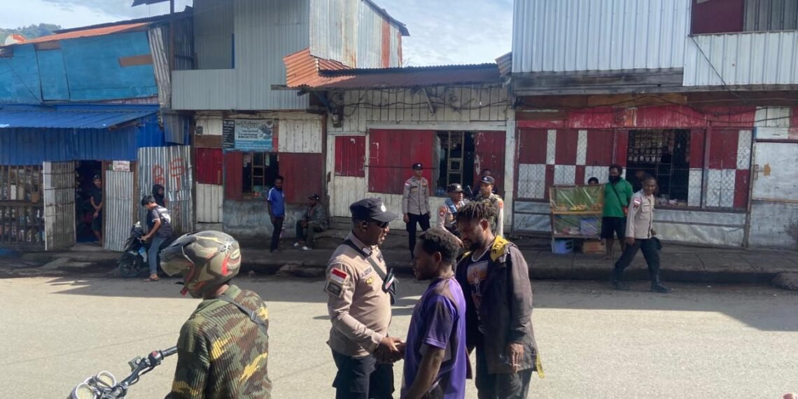 Tokoh Masyarakat Papua Apresiasi Peran Satgas Damai Cartenz Jaga Stabilitas Keamanan