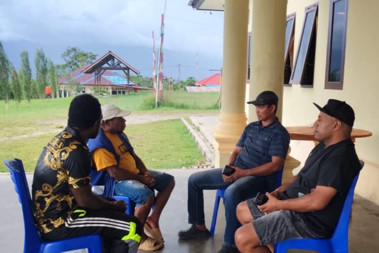 Polres Mamberamo Tengah Bangun Komunikasi dengan Tokoh Intelektual Terkait Perkembangan Situasi di Kobakma