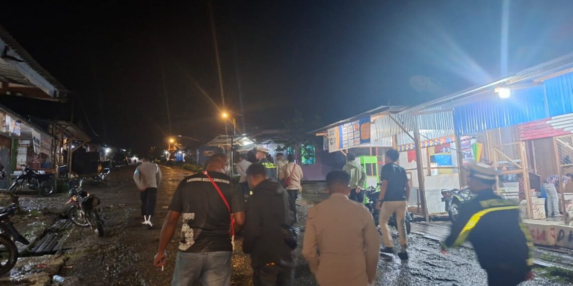 Patroli Humanis Polsek Kelila Perkuat Sinergi dengan Masyarakat dalam Menjaga Kamtibmas