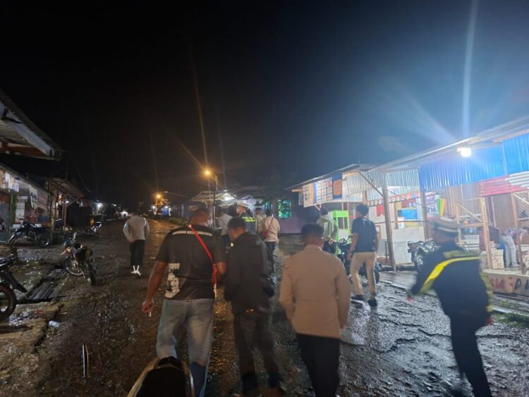 Patroli Humanis Polsek Kelila Perkuat Sinergi dengan Masyarakat dalam Menjaga Kamtibmas